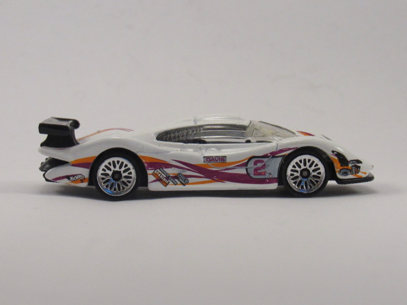 Illustration for article titled Teutonic Tuesday: 911 GT1